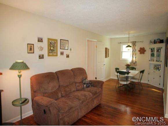 12 WOODHAVEN DRIVE - Photo 5