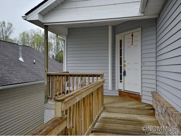 107 CREEKS END CIRCLE - Photo 2