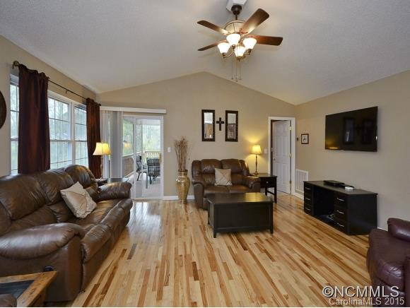 107 CREEKS END CIRCLE - Photo 5