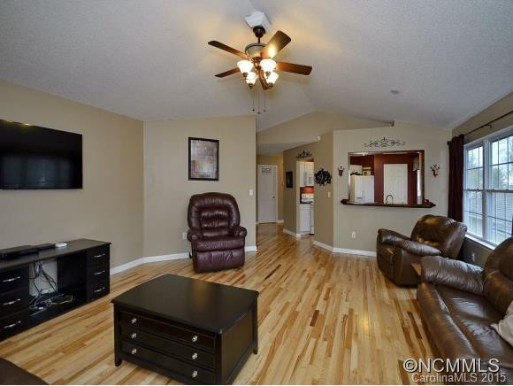 107 CREEKS END CIRCLE - Photo 9
