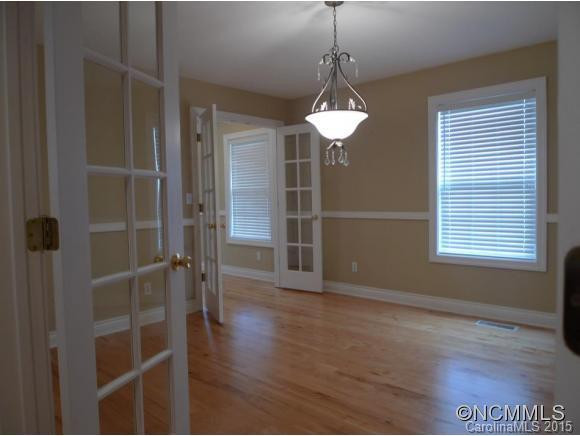 239 Cross Creek Drive - Photo 5
