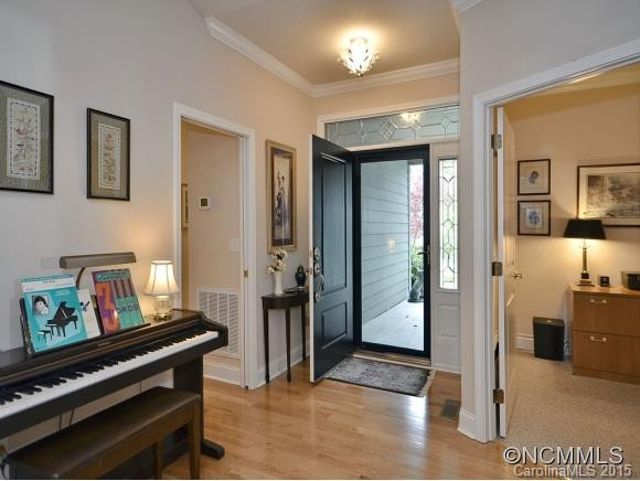 32 WALDEN POND Drive - Photo 2