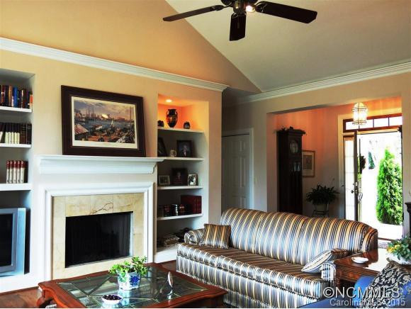 184 Dunroy Drive - Photo 3