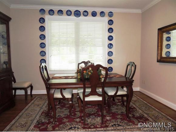 184 Dunroy Drive - Photo 8