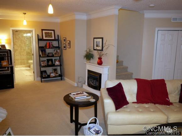 127 Cloverleaf Lane - Photo 9