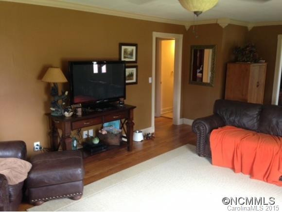 2715 Willow Road - Photo 3