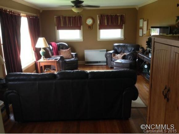 2715 Willow Road - Photo 4