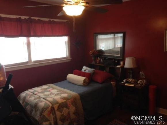 2715 Willow Road - Photo 9