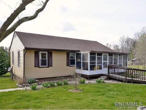 106 ALBERT DRIVE