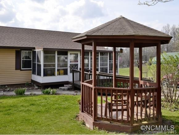 106 ALBERT DRIVE - Photo 2
