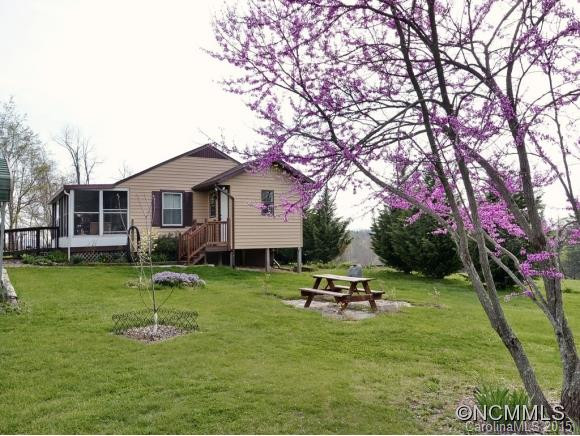106 ALBERT DRIVE - Photo 4