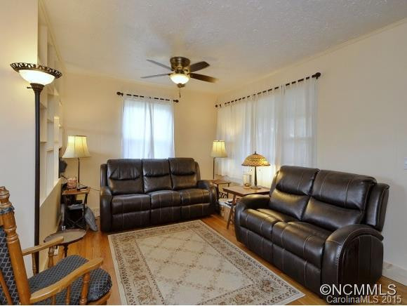 106 ALBERT DRIVE - Photo 5