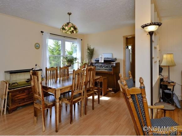 106 ALBERT DRIVE - Photo 6