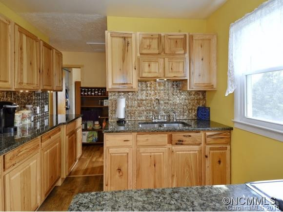 106 ALBERT DRIVE - Photo 7