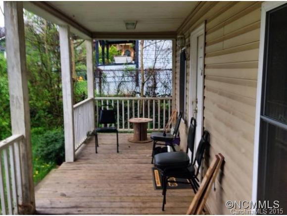 17 Ivy Street - Photo 4