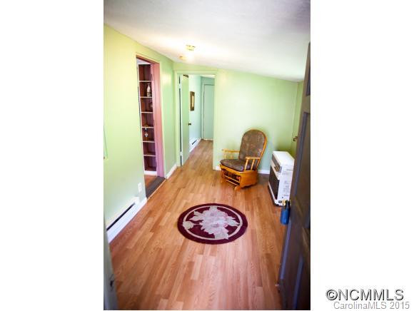 8 Shirleys Way - Photo 4
