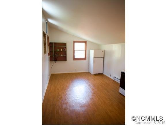 8 Shirleys Way - Photo 5