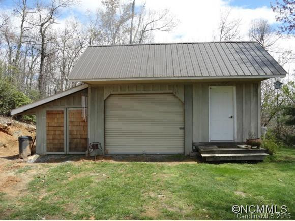 716 Indian Ridge Trail - Photo 18