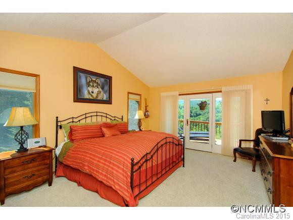 928 Goldenleaf Road - Photo 9