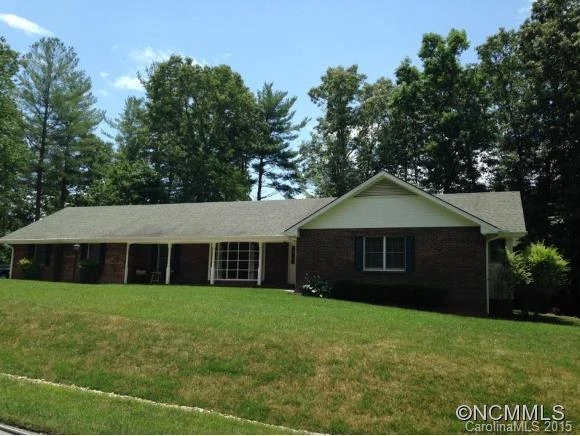 108 Robin Crest Drive
