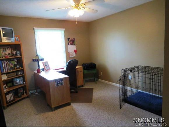 108 Robin Crest Drive - Photo 11