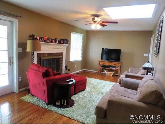 108 Robin Crest Drive - Photo 5