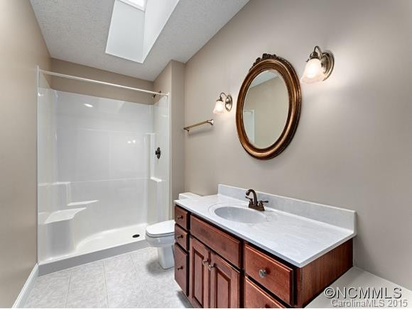 142 SKYVIEW CIRCLE - Photo 17