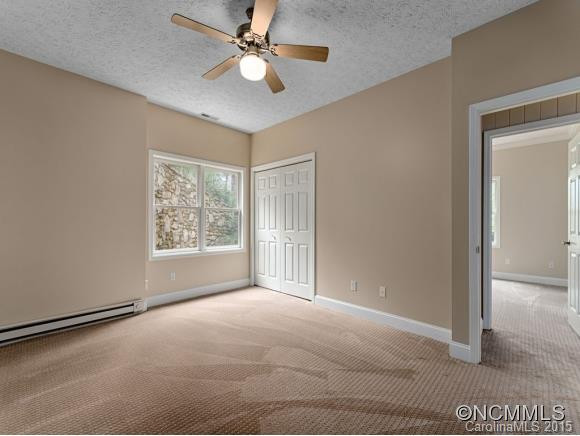 142 SKYVIEW CIRCLE - Photo 20