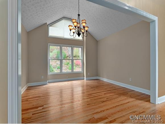 142 SKYVIEW CIRCLE - Photo 6