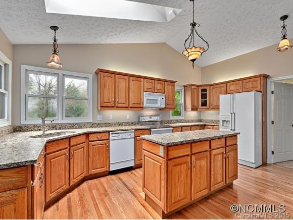 142 SKYVIEW CIRCLE - Photo 9
