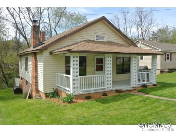 30 Oak Hill Circle