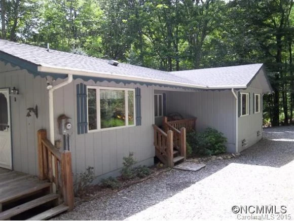 505 Oakridge Lane