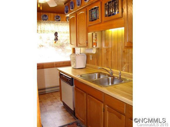 505 Oakridge Lane - Photo 5