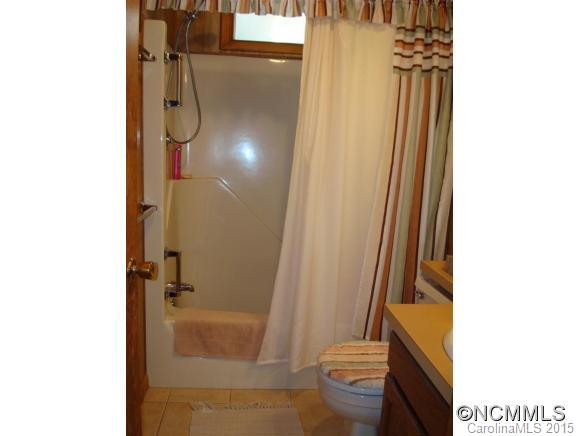505 Oakridge Lane - Photo 9