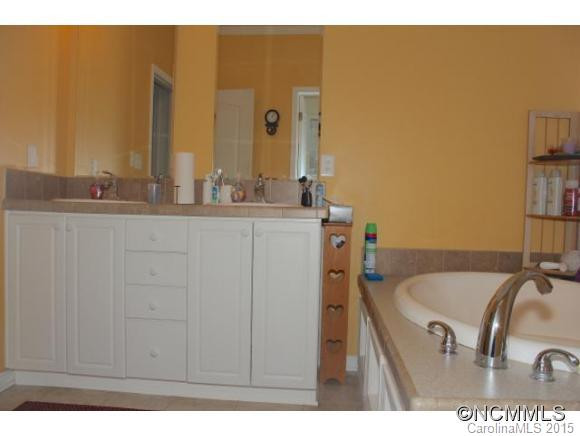 426 River Road - Photo 11