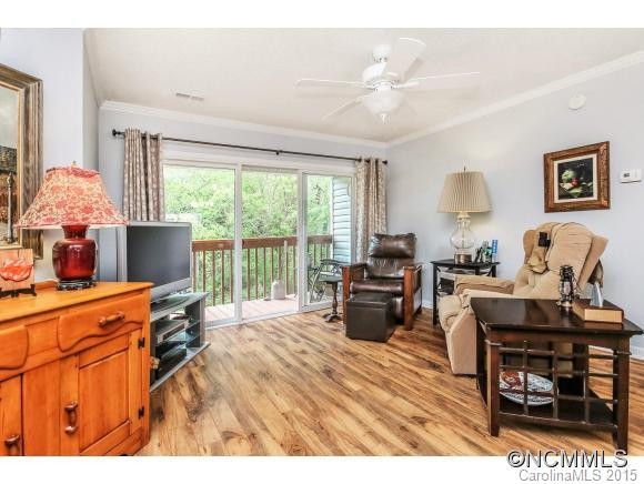 306 Waters Edge Drive - Photo 6
