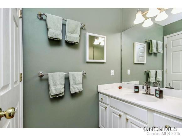 306 Waters Edge Drive - Photo 10