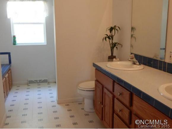 8311 Grapevine Road - Photo 9