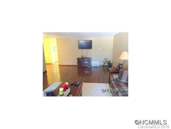 461 Britton Creek Drive - Photo 4