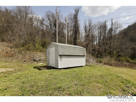 695 W COVE RD - Photo 5