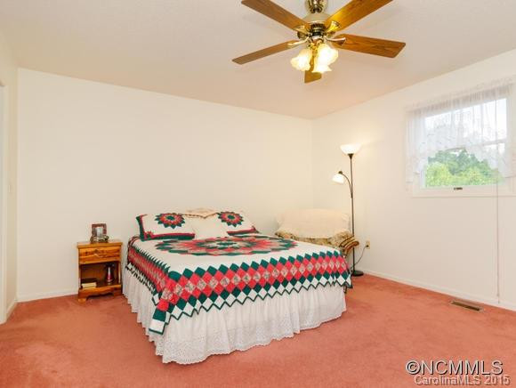 107 EDGEWOOD COURT - Photo 8