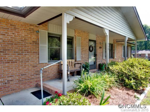 313 Resada Drive - Photo 2