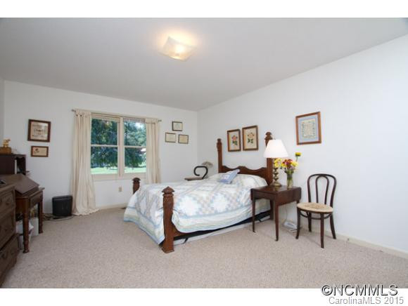 313 Resada Drive - Photo 9