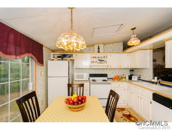 110 Sherwood Road - Photo 9