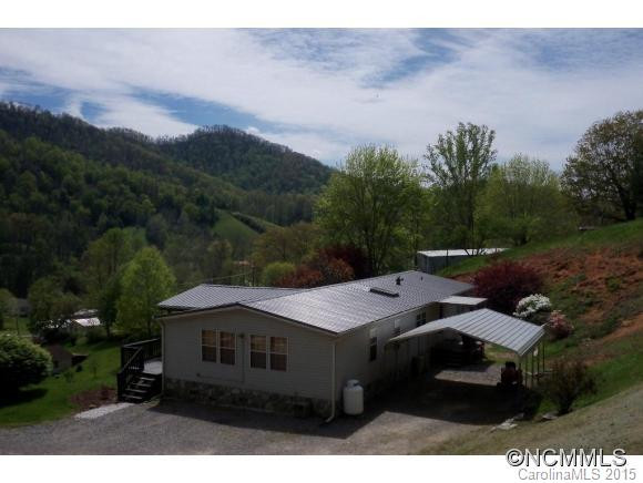 121 Gradys Ln