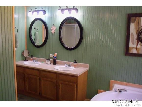 121 Gradys Ln - Photo 13