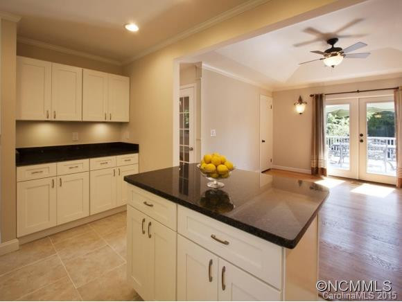 12 RIDGEFIELD PLACE - Photo 8