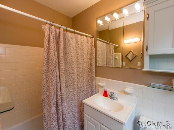 12 Maplewood Road - Photo 11