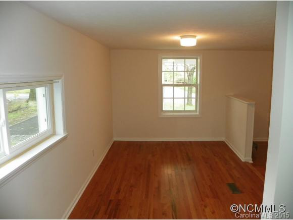 111 Hall St. - Photo 8