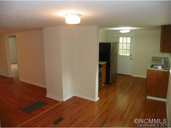 111 Hall St. - Photo 9